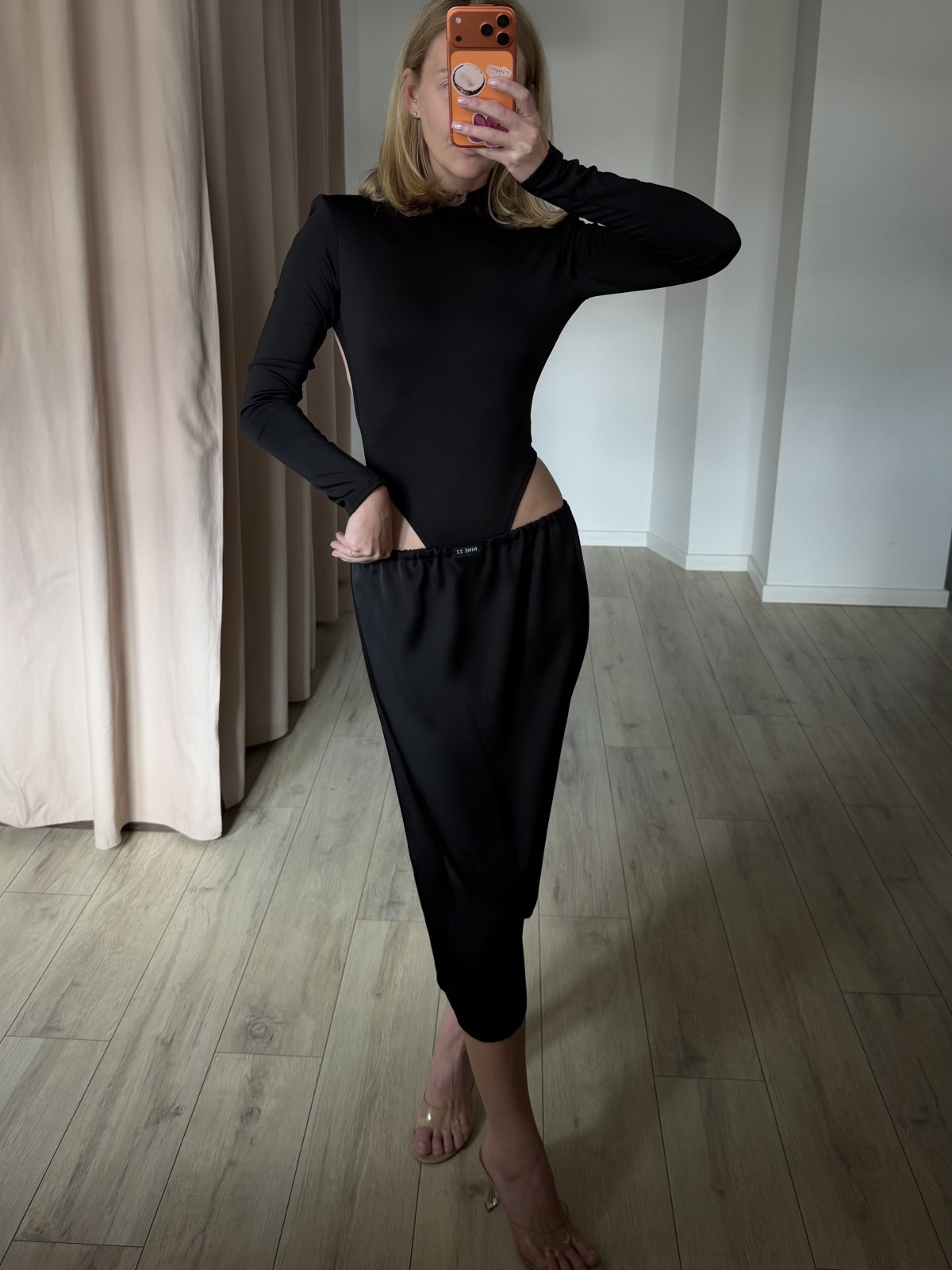 Юбка SILK MIDI (черная)