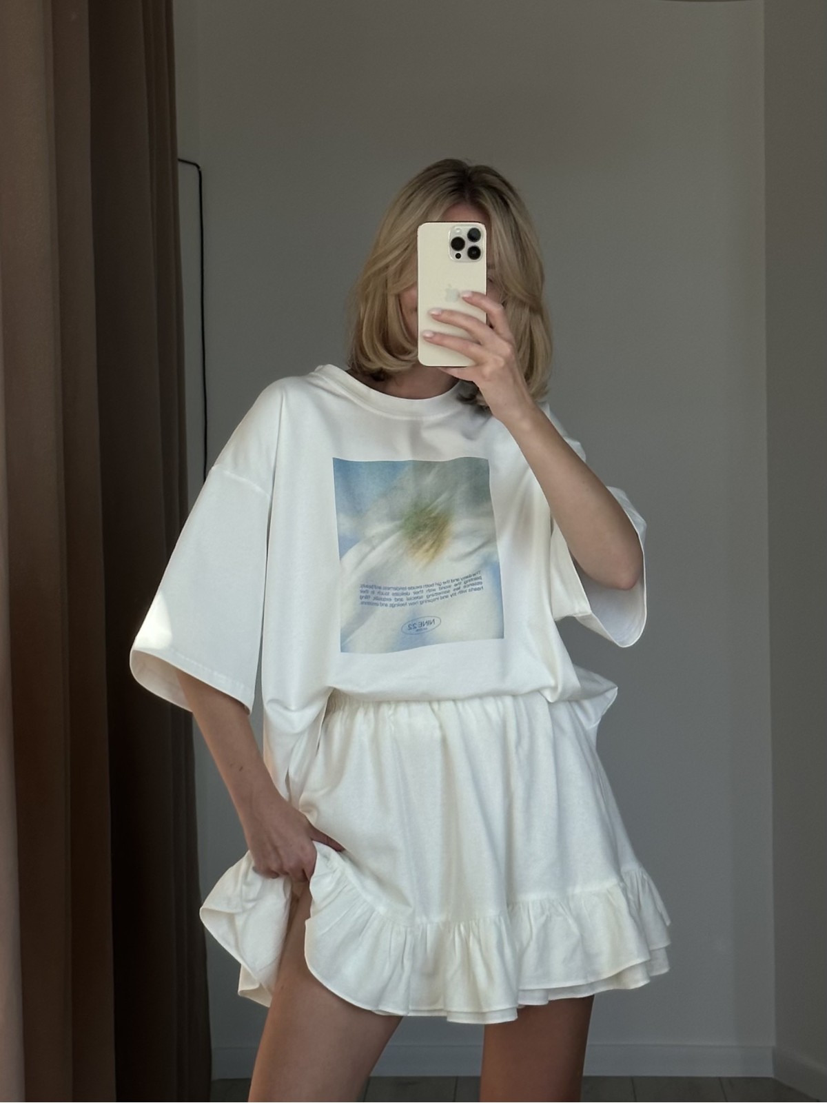 Футболка SUMMER (принт на молочном)