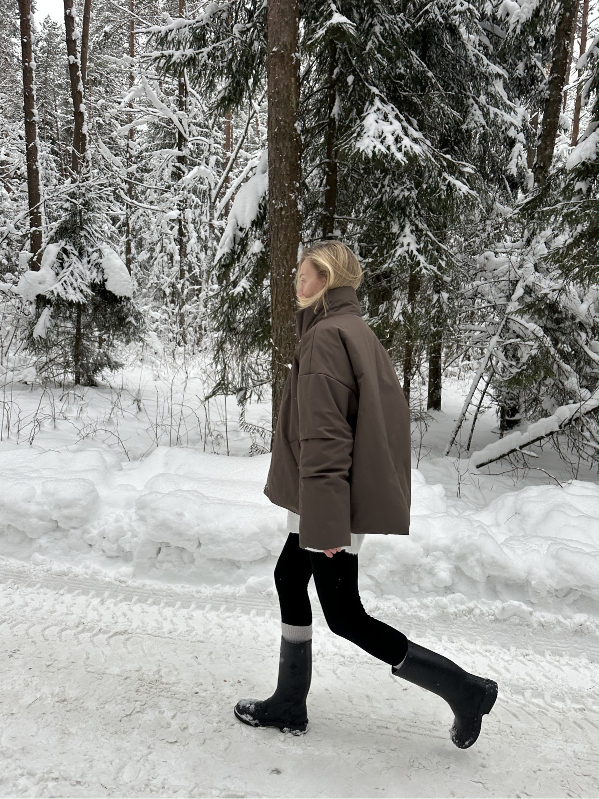 Пуховик BASE (коричневый)