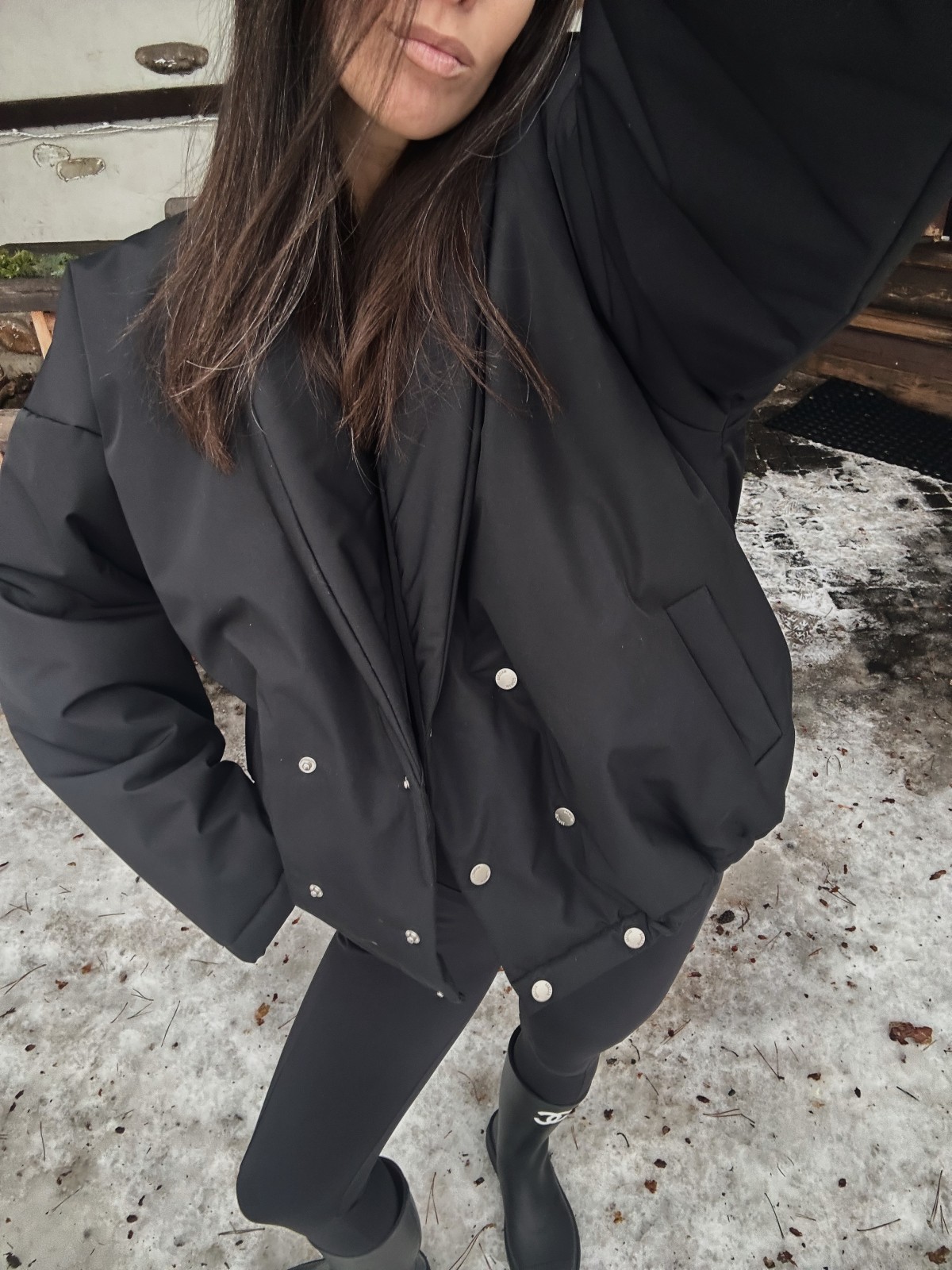 Куртка ICON (черная)