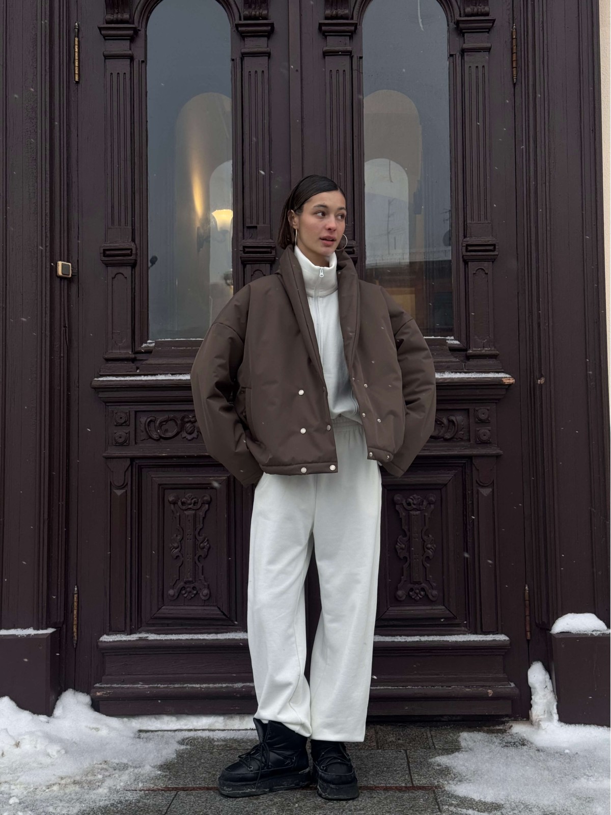 Джоггеры (молочный)