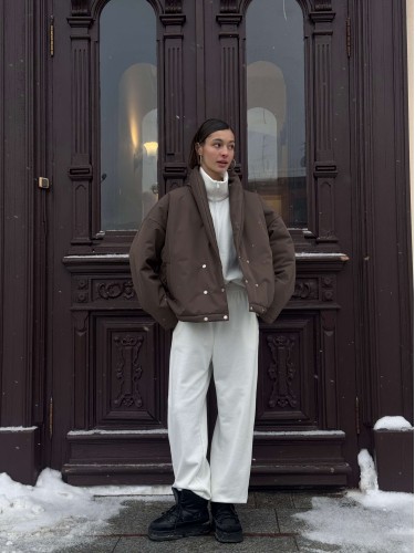 Джоггеры (молочный)