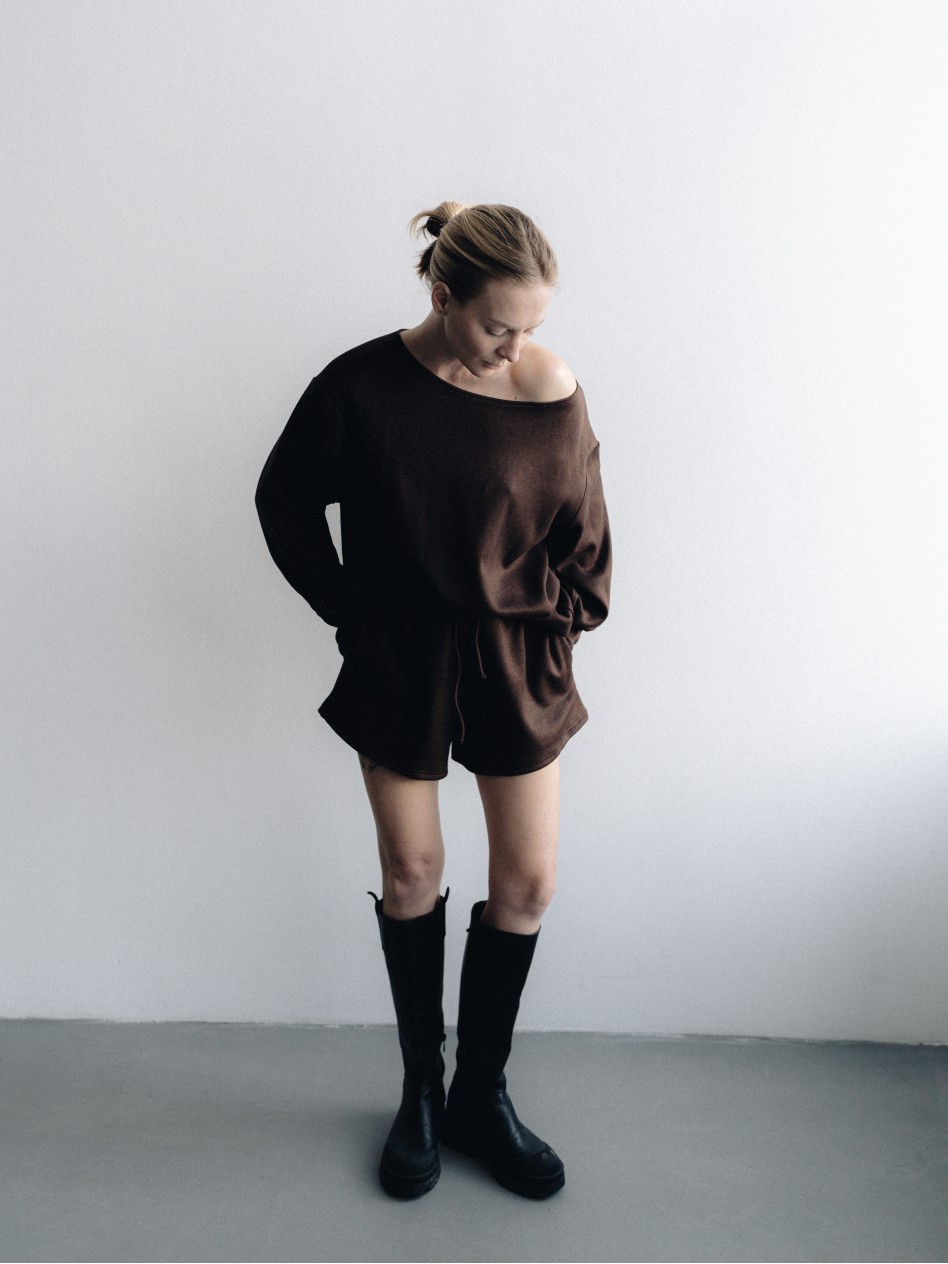 Костюм AMBER (шоколад)