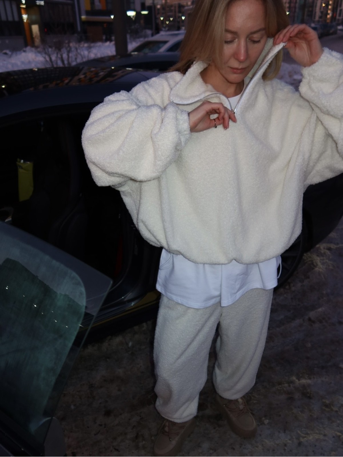 Костюм PLUSH (молочный)