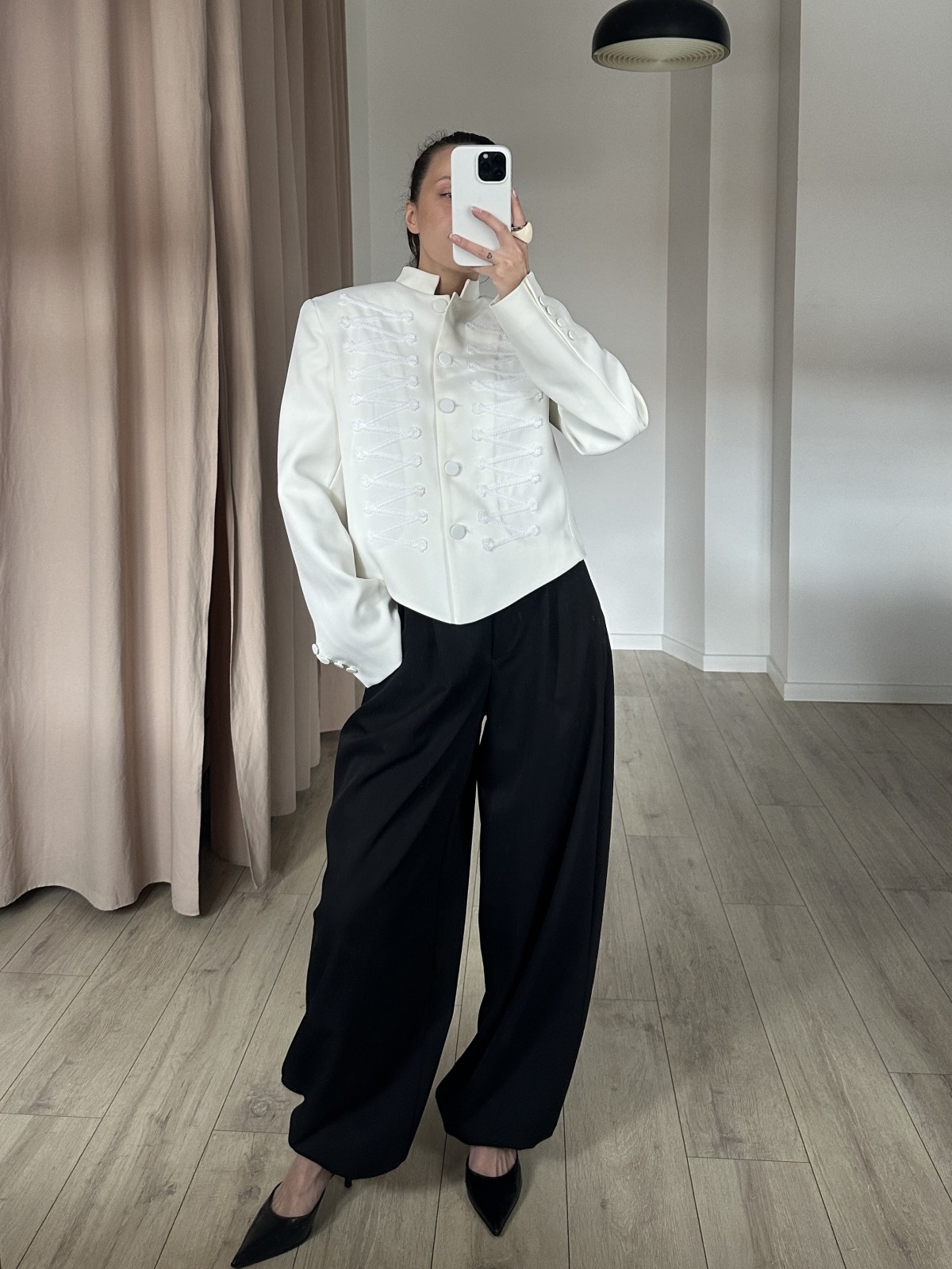 Жакет гусарский RUNWAY (молочный)